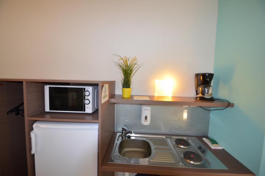 Pauseome Apparthotel Caen Habitación foto